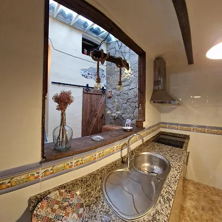 Casa Cuartel * El Gastor