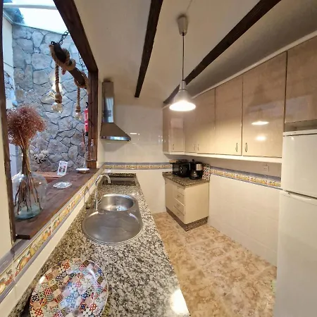 Casa Cuartel El Gastor