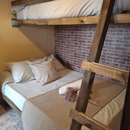 Сasa de vacaciones Casa Cuartel El Gastor