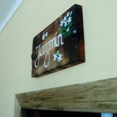 Casa Cuartel Сasa de vacaciones El Gastor