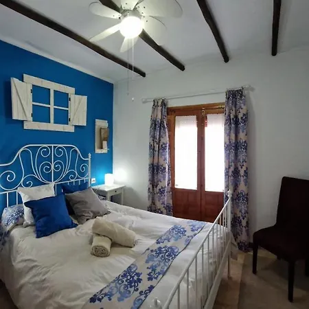 Casa Cuartel Nyaraló *